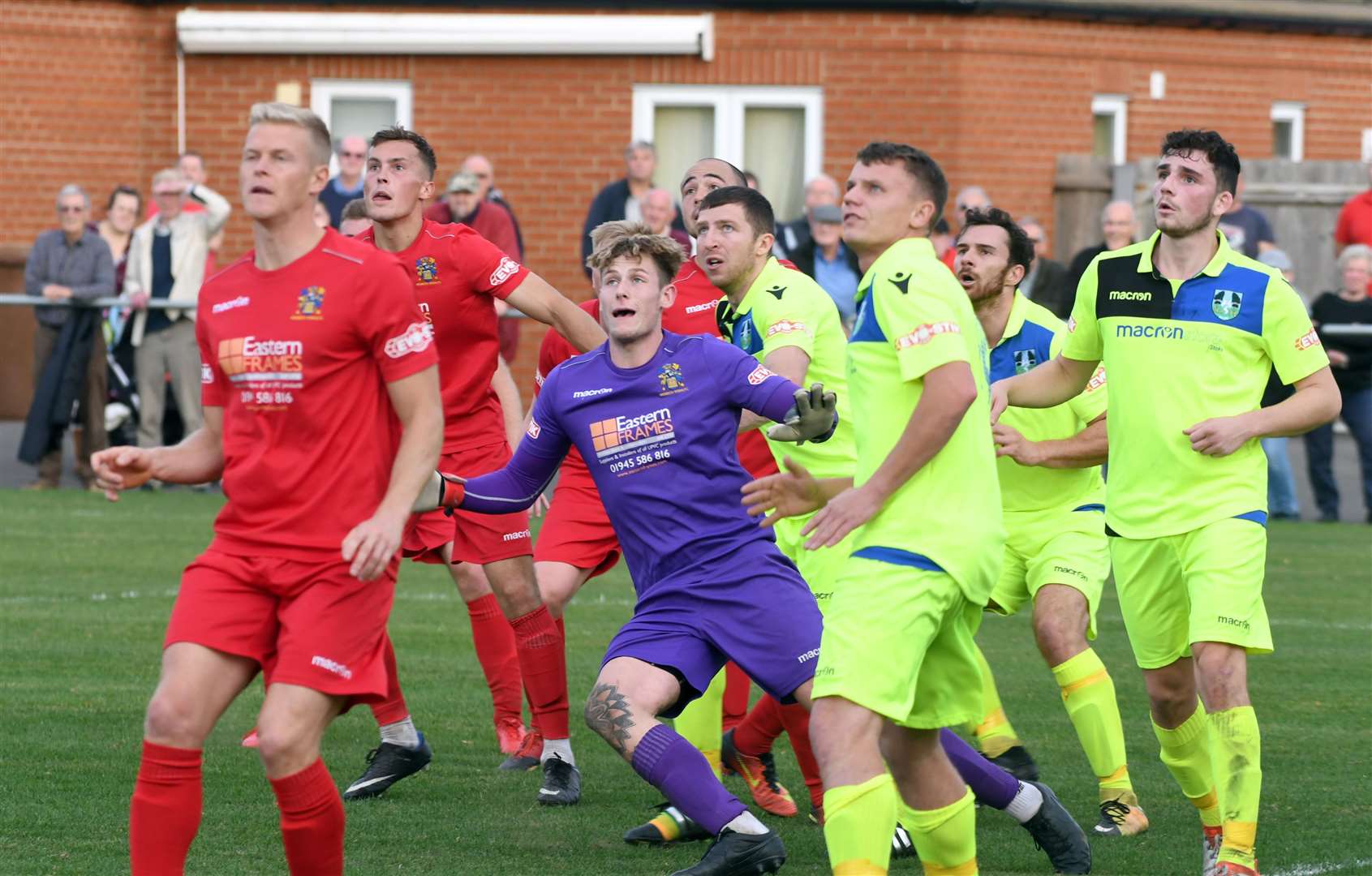 Wisbech FC v Kidsgrove Athletic in FA Trophy action. (4774269)