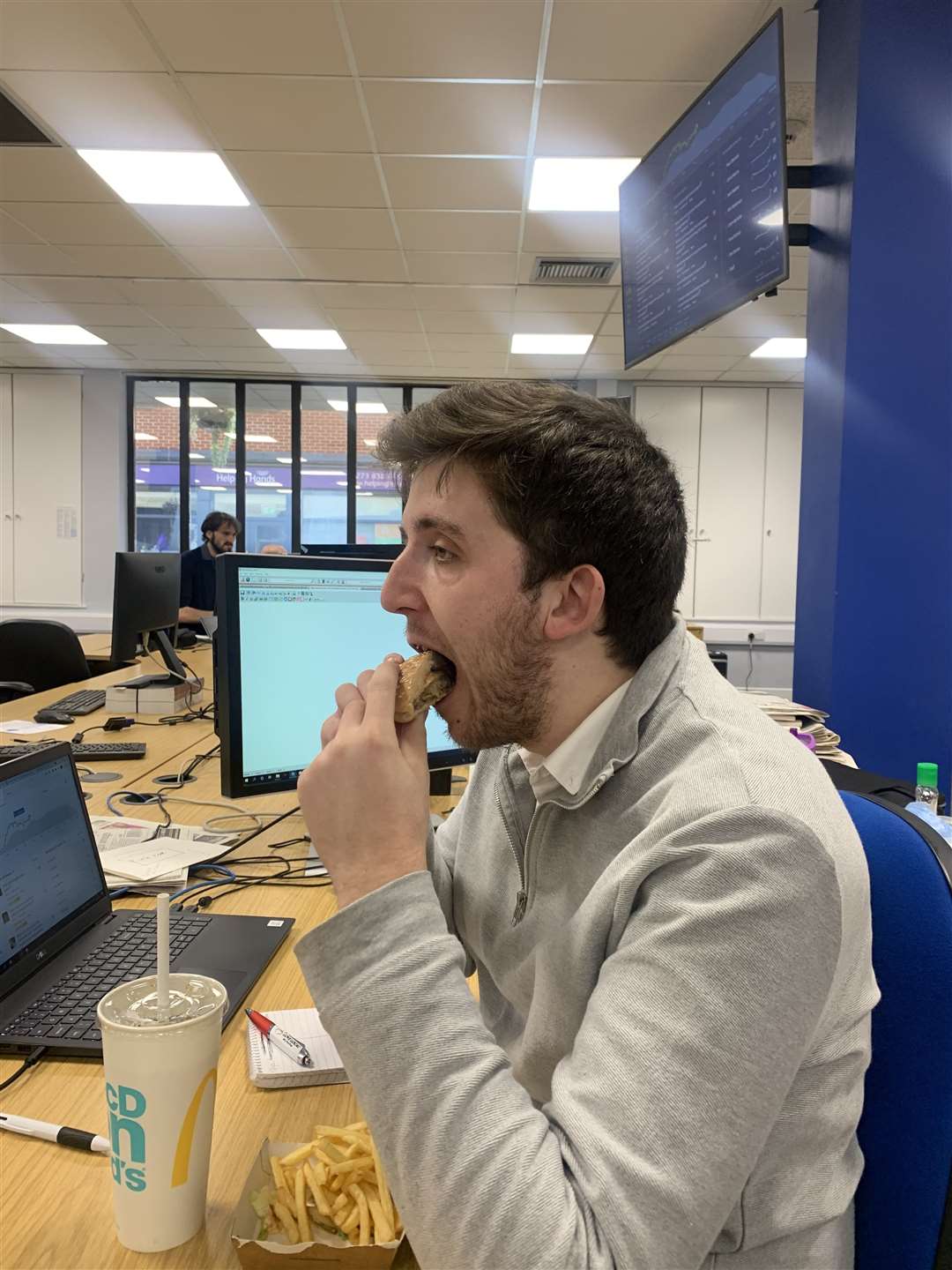 Reporter Ben Robinson tries the new vegan McPlant burger from McDonald's