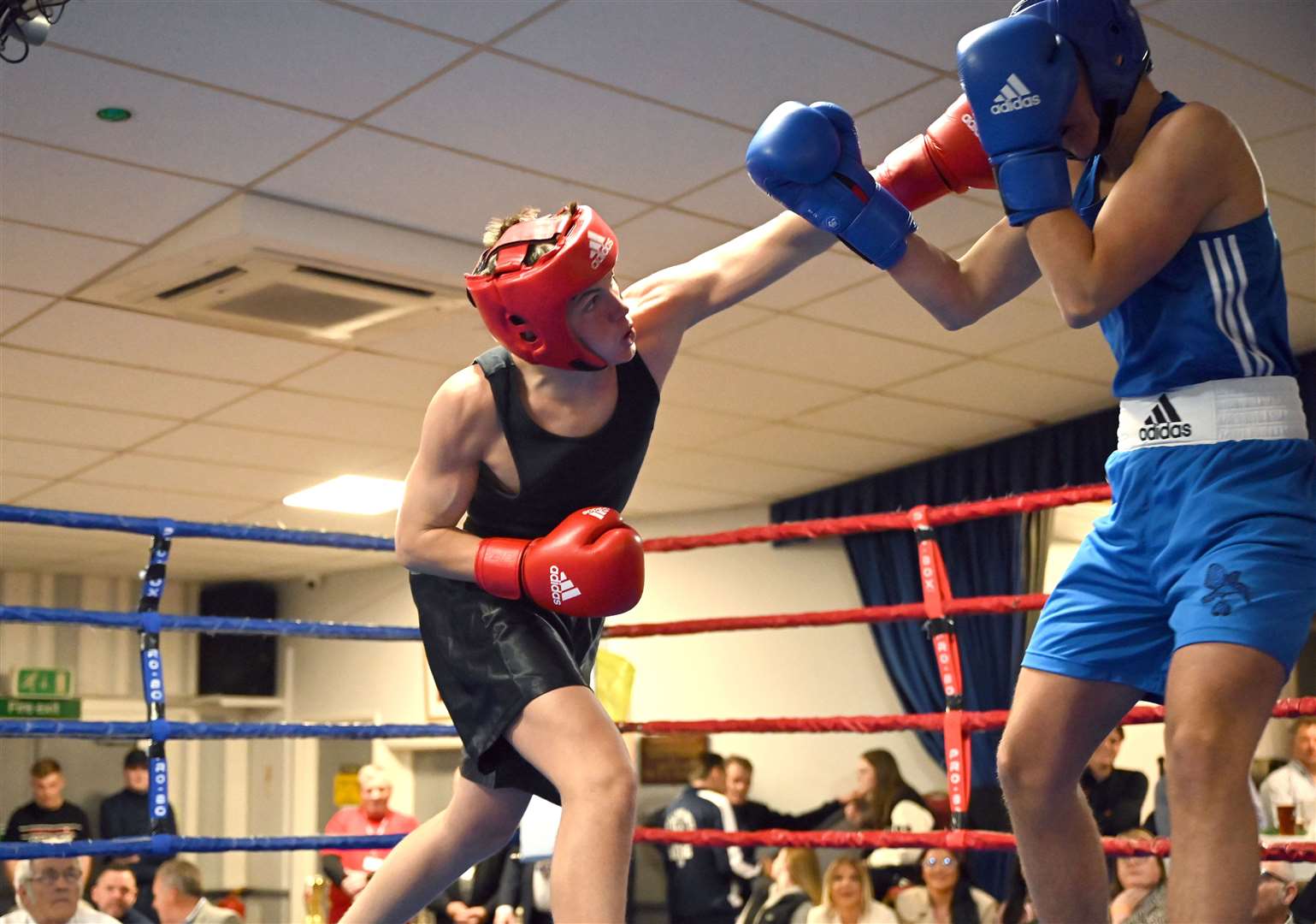 March Boxing Club evening of boxing..Harley Burrows (red) v Tyler Stapley (blue). (55848592)
