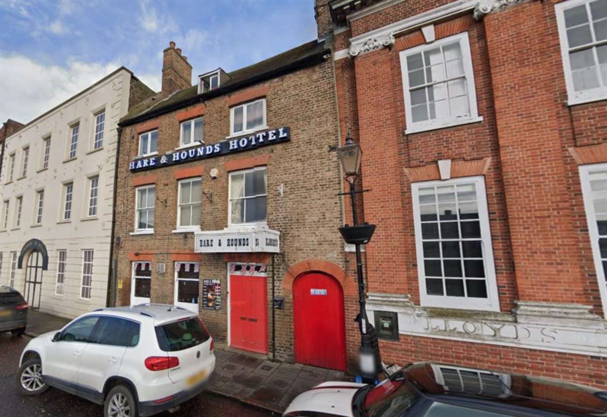 Hotel to be turned into flats if plan approved