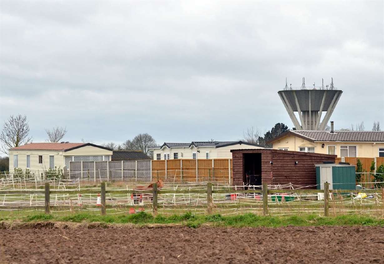 Plans to extend traveller site refused