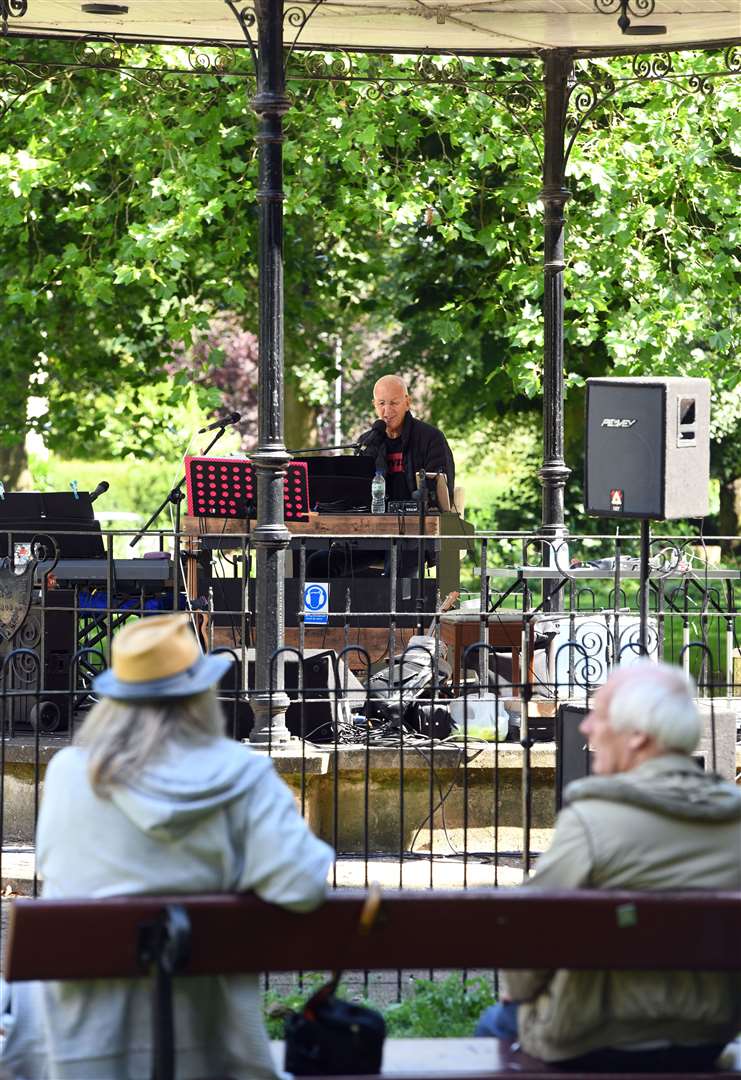 First live music of the year at Wisbech Bandstand. (39274595)