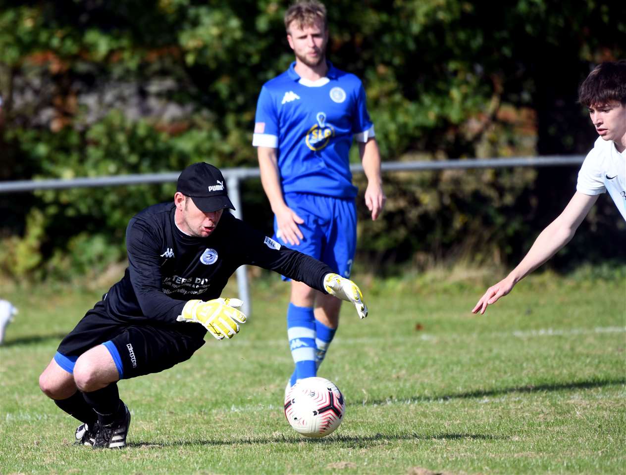 Outwell Swifts v Chatteris football action.