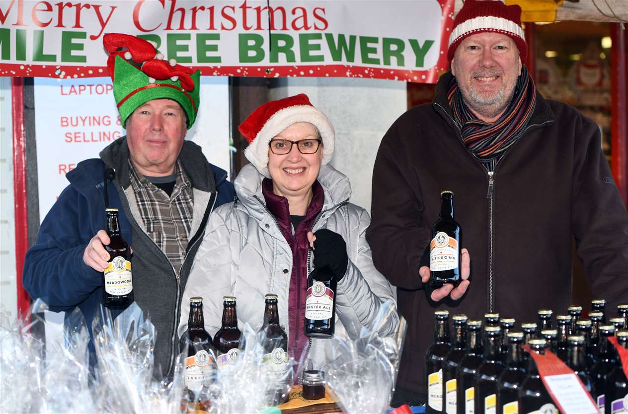 Wisbech Christmas Market ..Trevor Parke, Karen Matthews, Richard Matthews. (23782482)