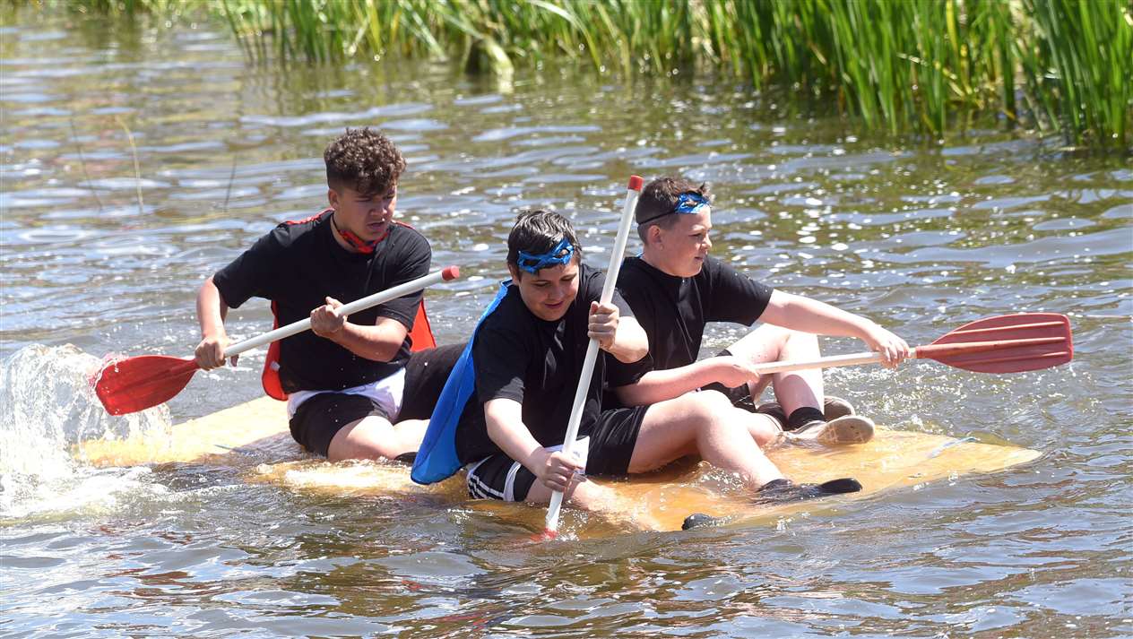 Outwell Raft Race. (11184448)
