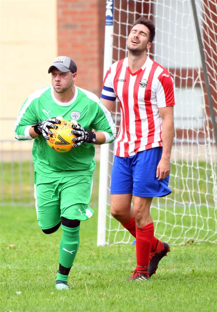 Action from Sutton Bridge v Oundle Town Reserves.
