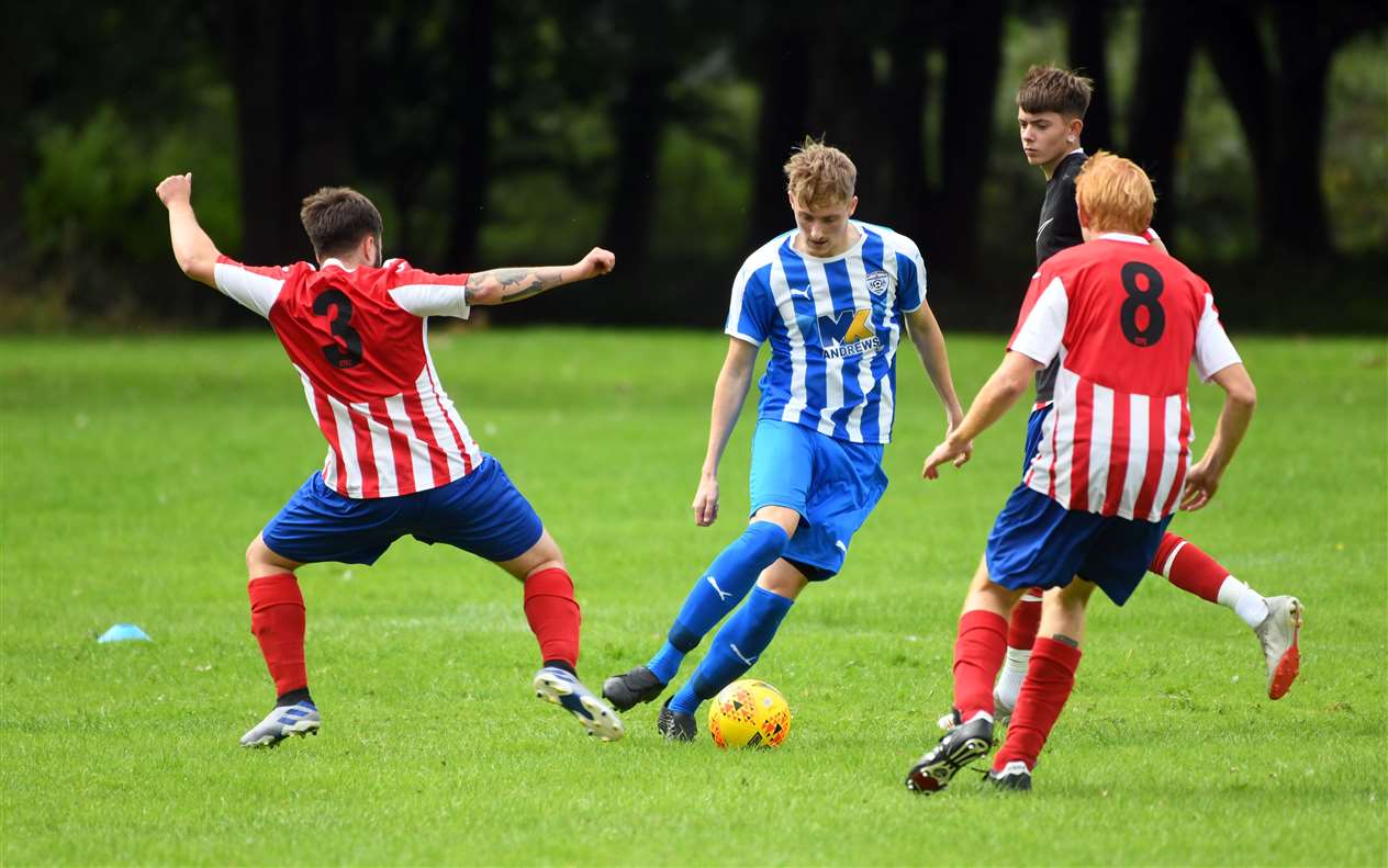 Action from Sutton Bridge v Oundle Town Reserves.