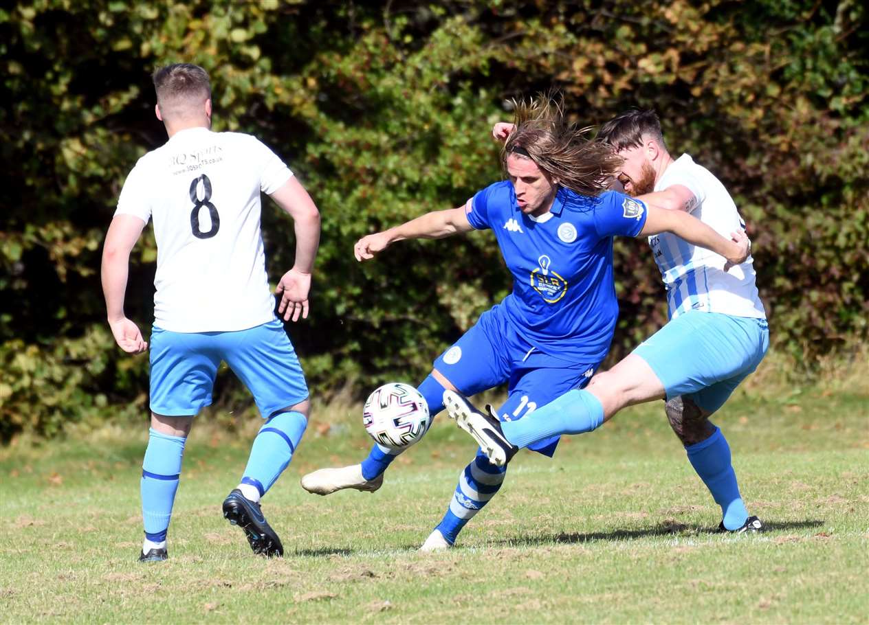 Outwell Swifts v Chatteris football action.