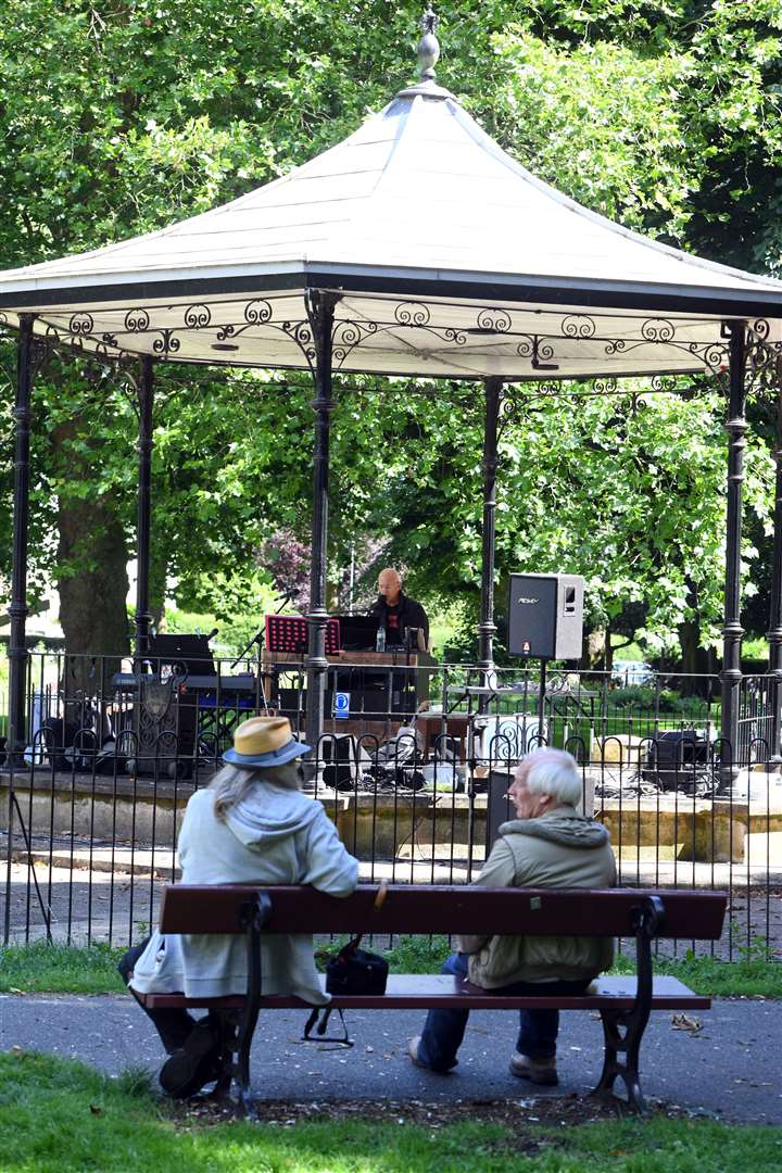 First live music of the year at Wisbech Bandstand. (39274599)
