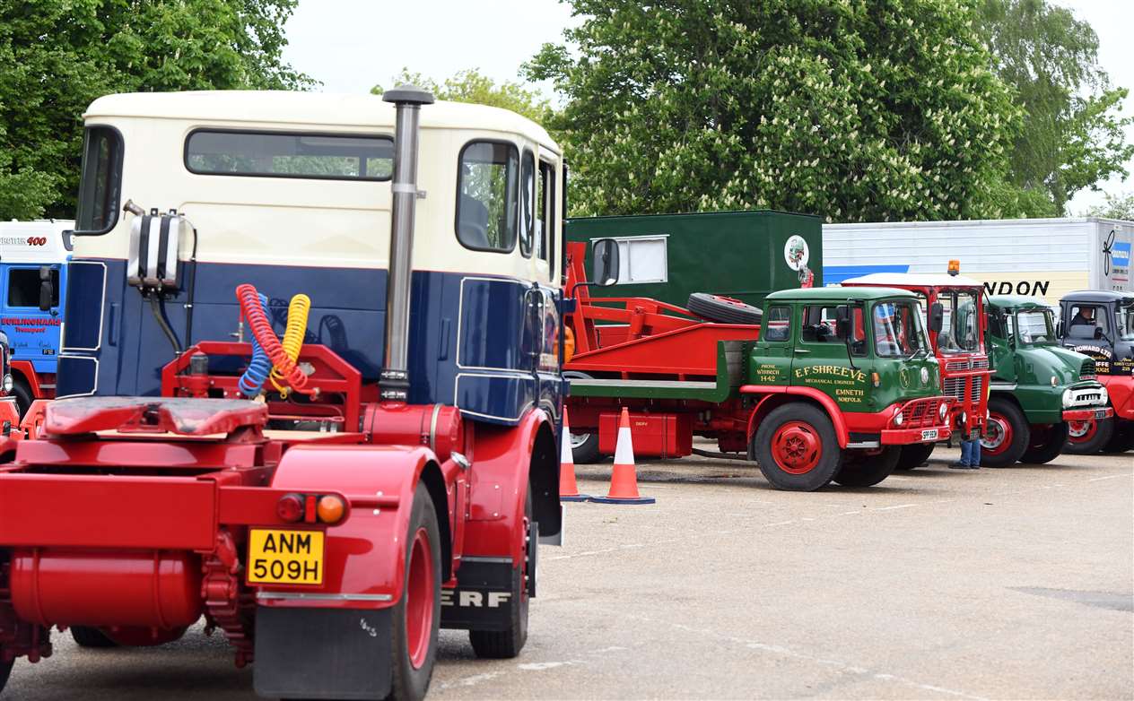 Vintage lorries taking part in the Flatlands road run from Wisbech - Peterborough - Wisbech. (47466126)