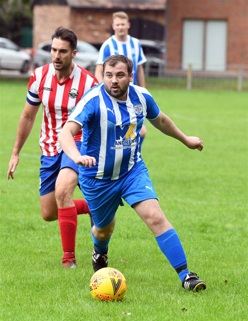Action from Sutton Bridge v Oundle Town Reserves.