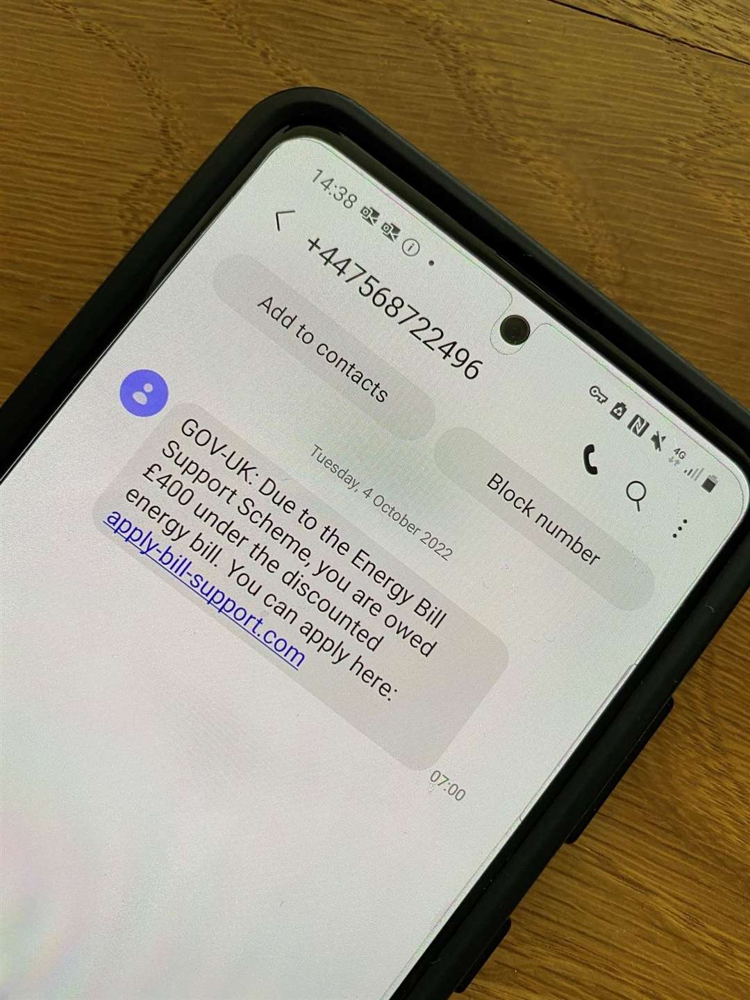 Fraudsters are targetting vulnerable with fake energy bill messages. (59897852)