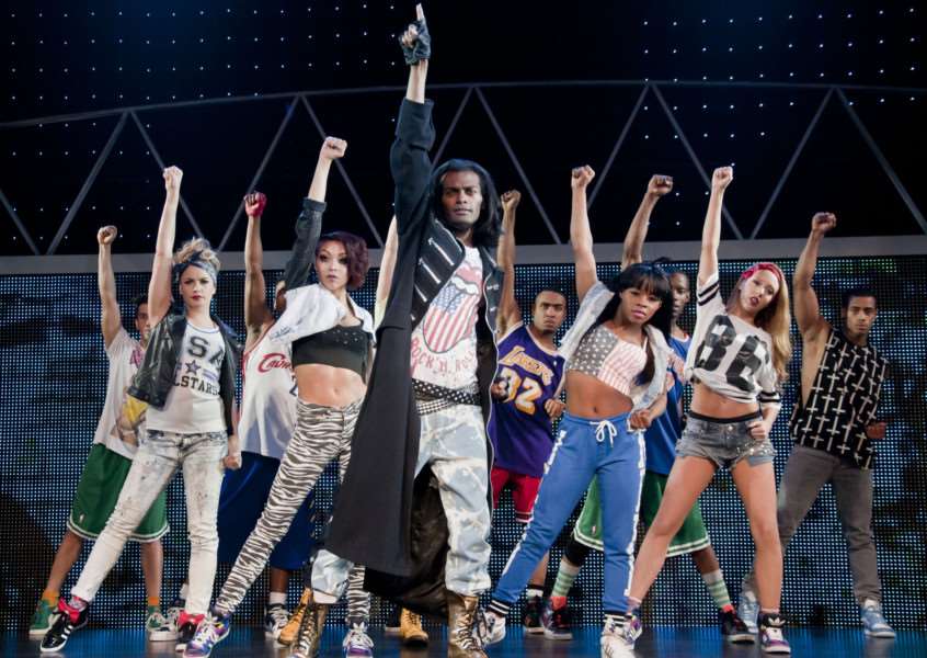 Britt Quentin in Thriller 2917 UK tour
