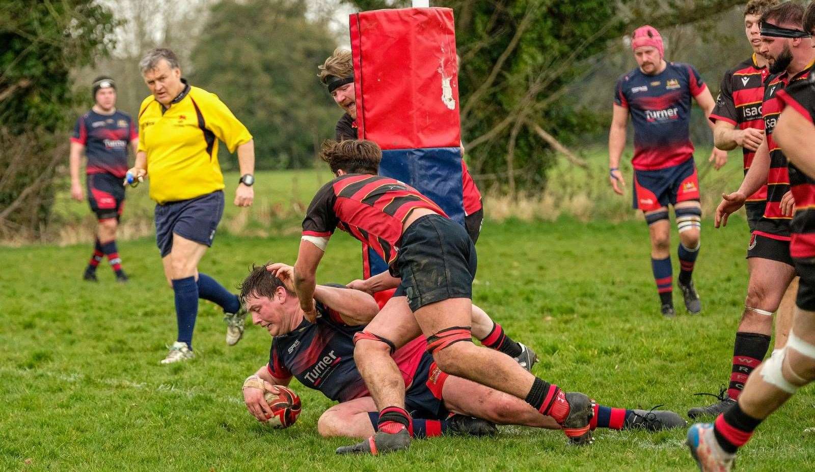 Henry Lankfer beats two defenders to cross for his try. Picture: Andy Titmuss