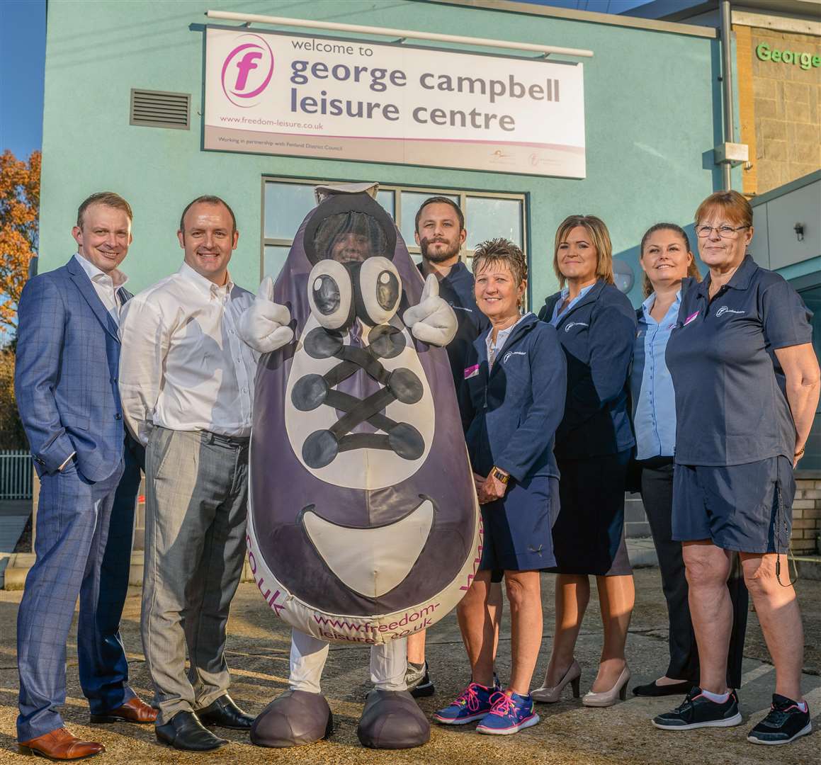 new Area Manager Dan Palframan (left) and Freedom Leisure’s mascot, Jim Trainer, meeting the team at George Campbell. (5821514)