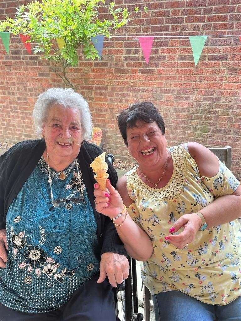 Swan House-Resident Sheila Chandler and her daughter Julie enjoying an ice cream.