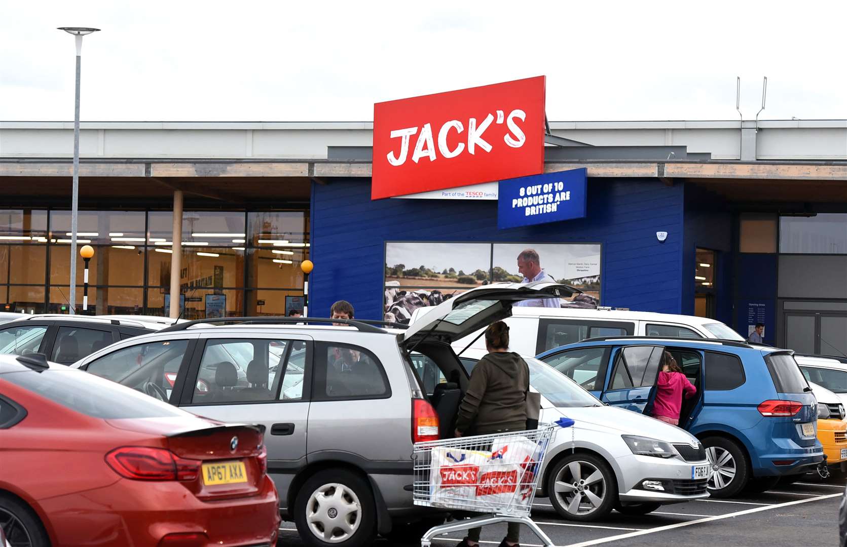 Jack's Chatteris is to be converted to a Tesco superstore.