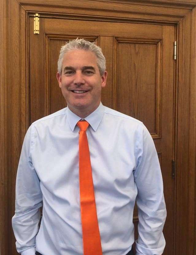 MP Steve Barclay wore an orange tie to work on Wednesday to mark National Battens Disease Day.