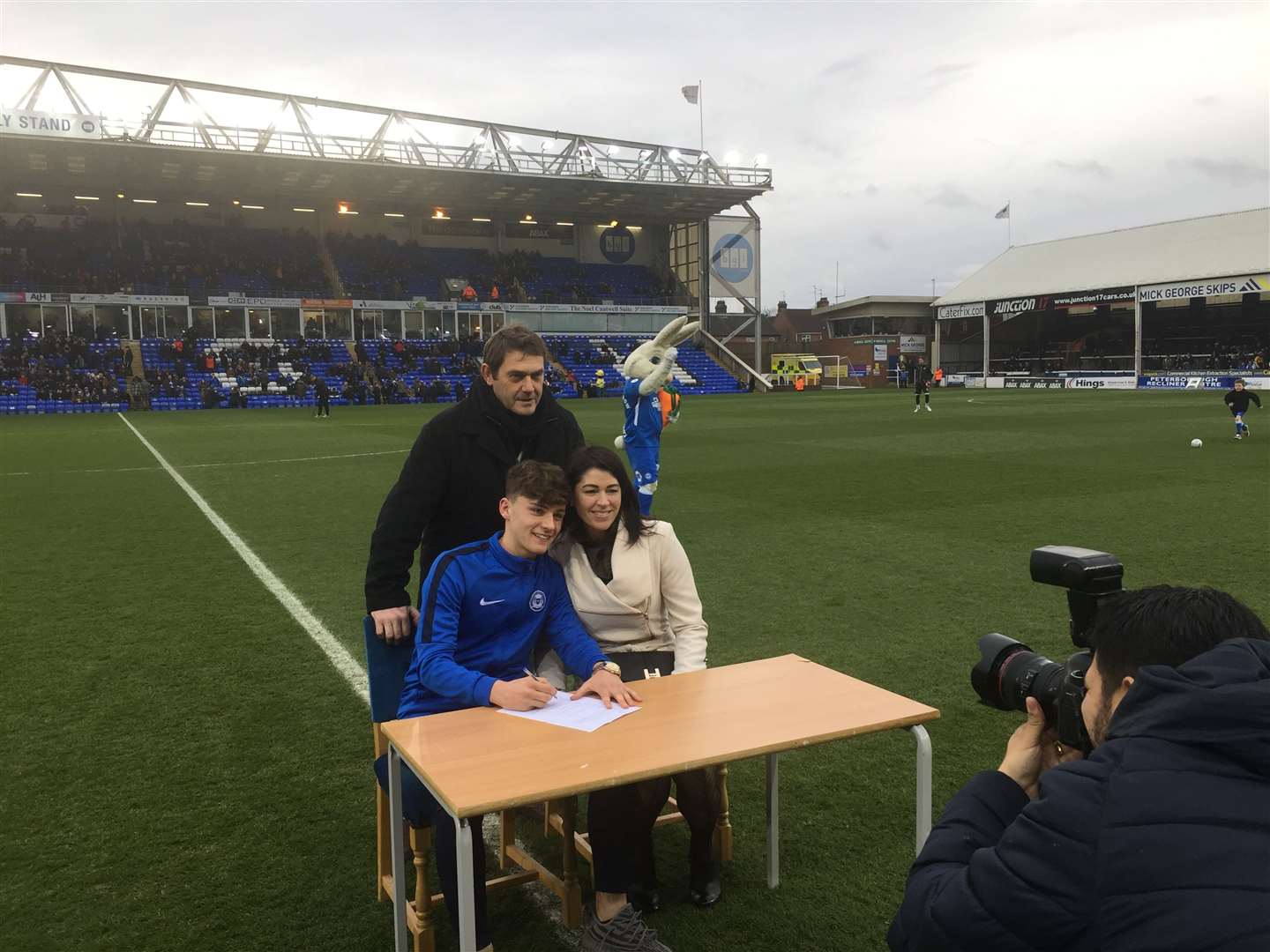 Harrison Burrows signing a pro conttract with Peterborough United. (6495032)