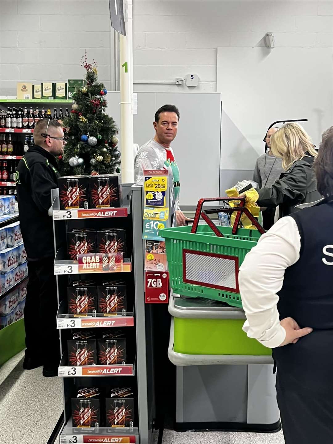 Megan Belverstone posted this picture of Stephen Mulhern in Wisbech Asda. Photo: Megan Belverstone/Facebook. (60411934)