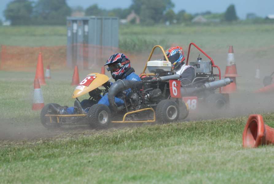 Wisbech and District Go-Kart Club - Racing action