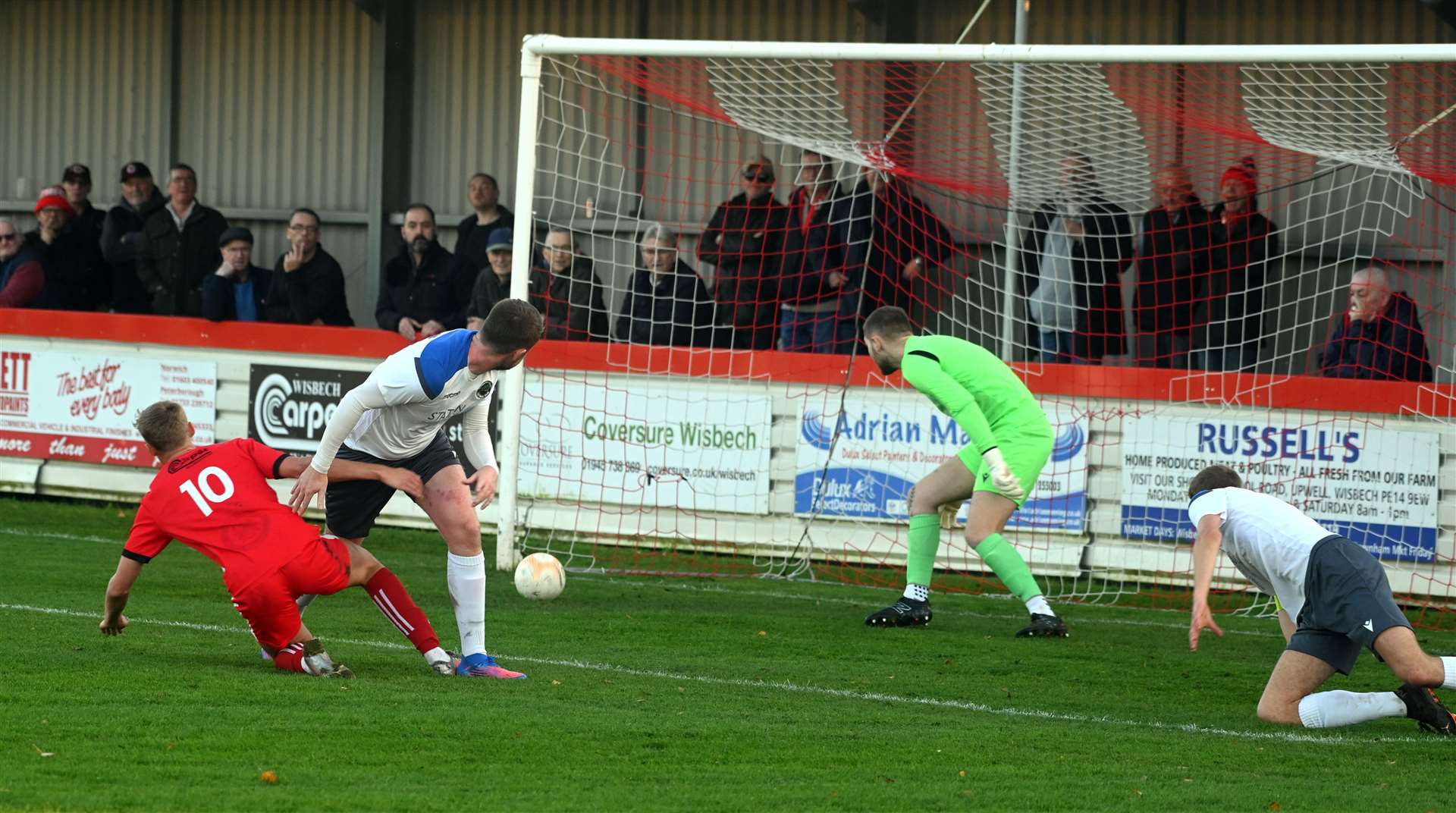 Morgan Penfold went inches wide