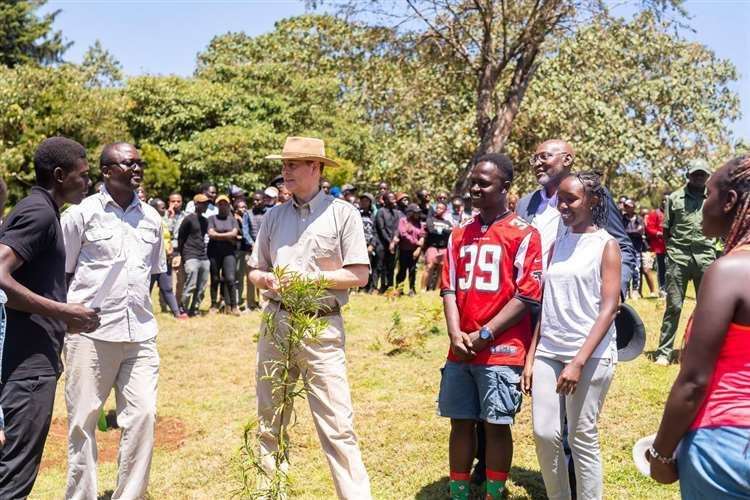 The Earl of Wessex plants a Pondo tree in Kenya in honour of the Queen’s Platinum Jubilee (The Duke of Edinburgh’s International Award/PA) (59367335)