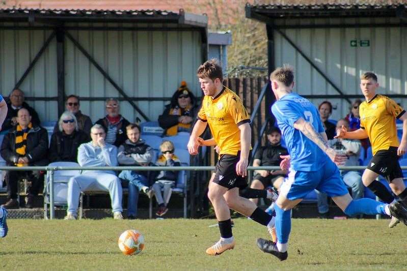 Jack Saunders on the ball. Picture Amber Kent