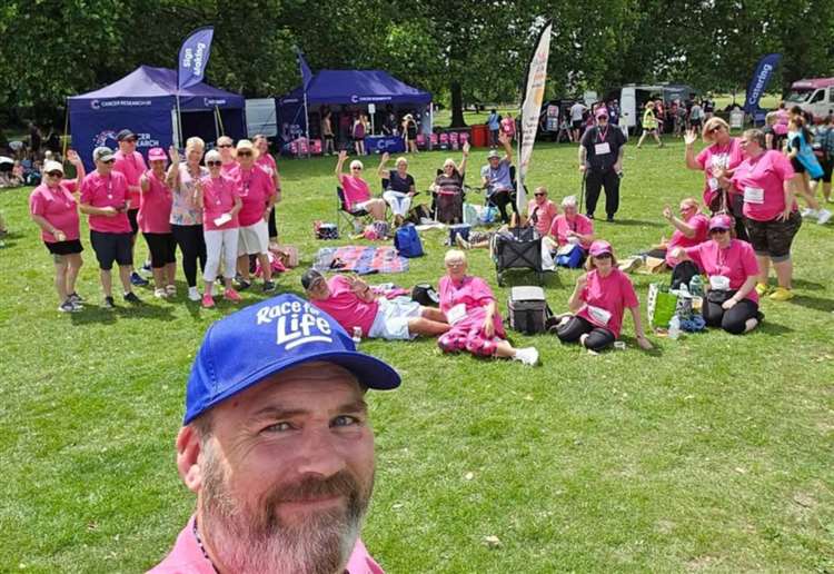 Slimming World members raise more than £3,000 after taking part in Race for Life