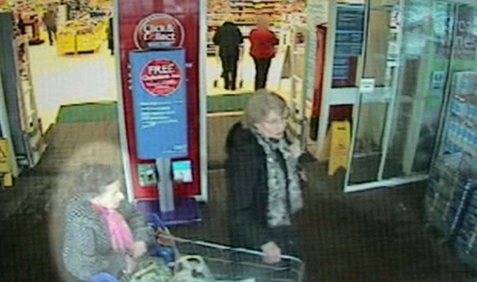 The last sighting of Una was on a shopping trip.
