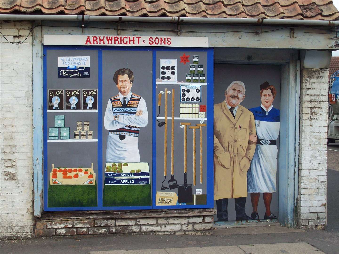 A previous Changing Views grant supported project: Arkwright & Sons mural on empty shop inChatteris.