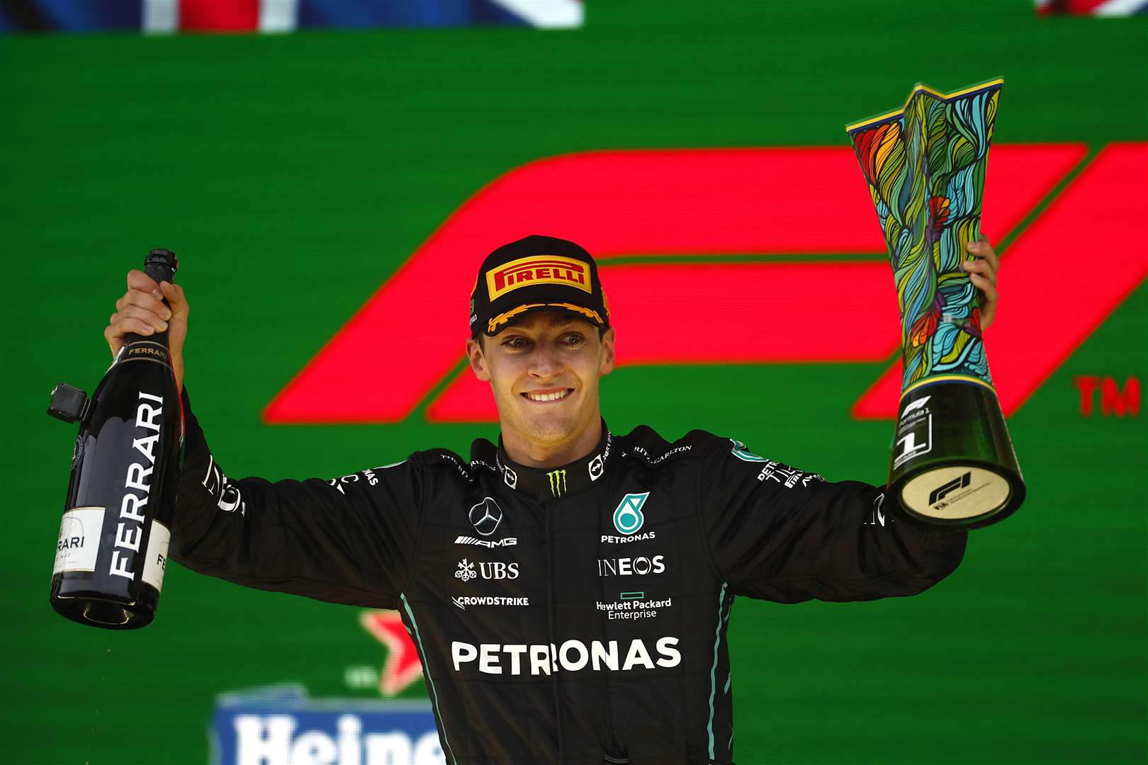 George Russell celebrates his success (Photo: LAT Images)