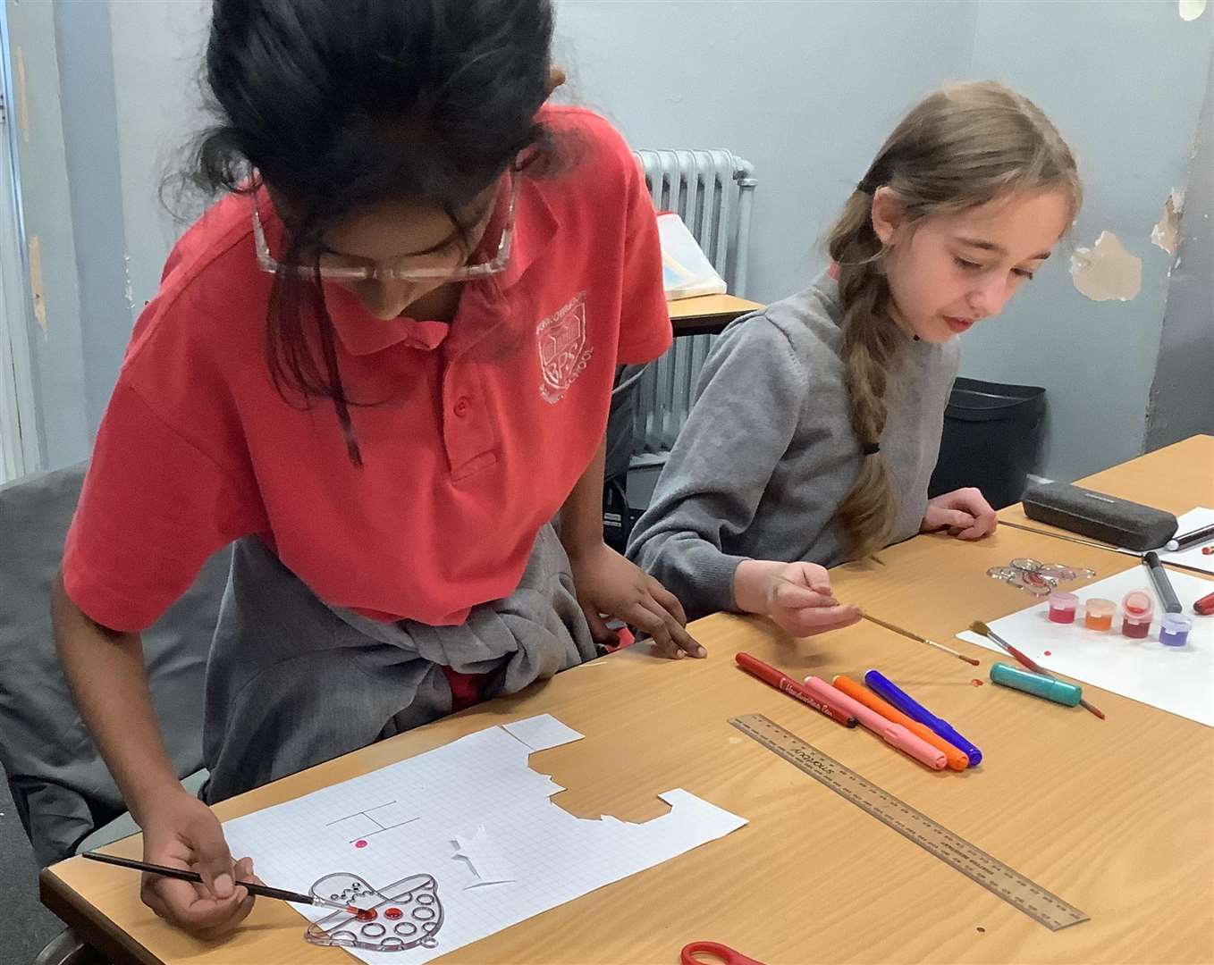 Pupils decorated suncatchers for a care home