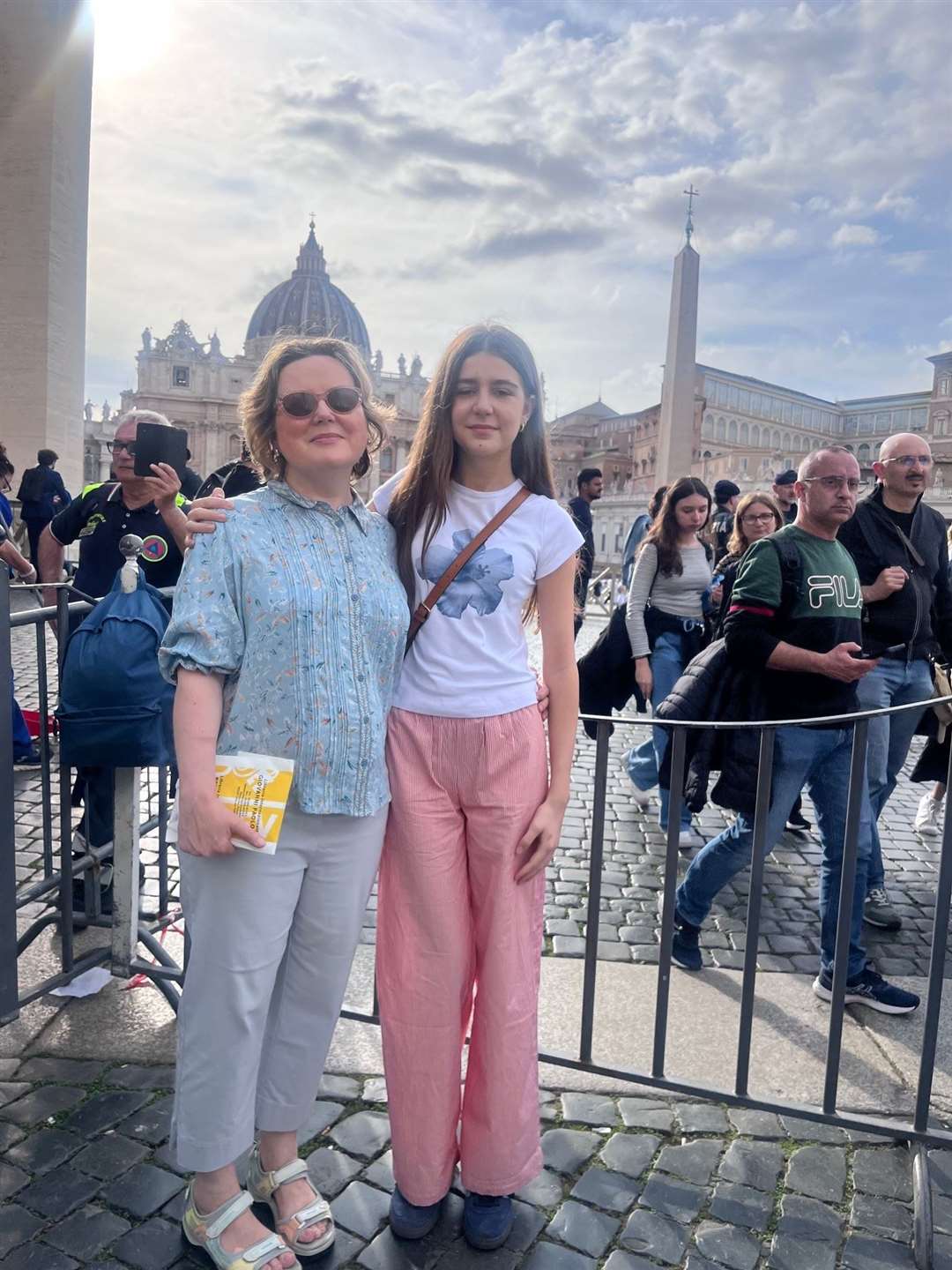 Marguerite O’Leary and her teenage daughter Ellen after queuing to see the Pope’s coffin (Aine Fox, PA)
