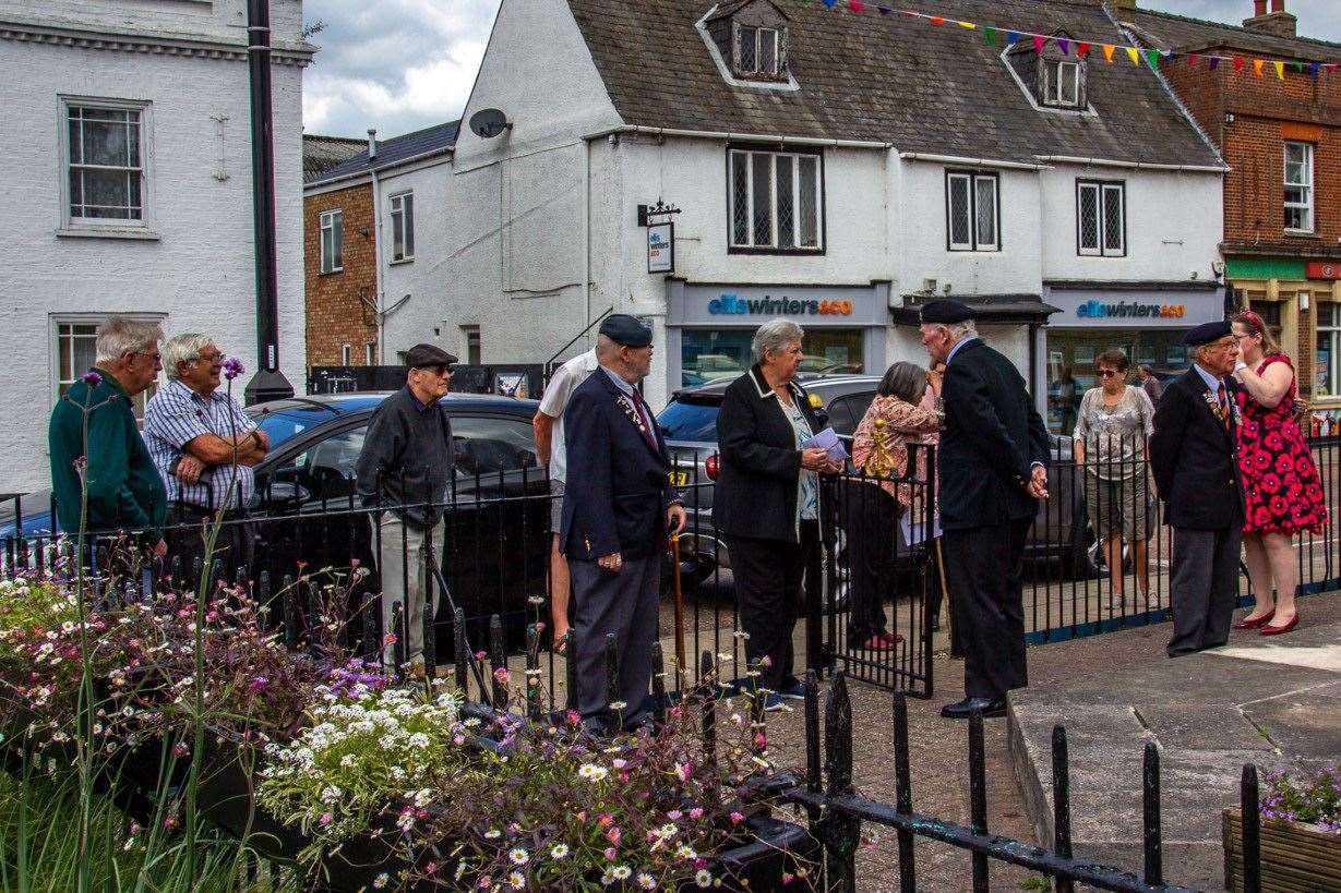 Chatteris Branch Royal British Legion held a short service of Remembrance to mark the 40th Anniversary of the end of the Falklands War. Photos: tina Prior. (57397239)