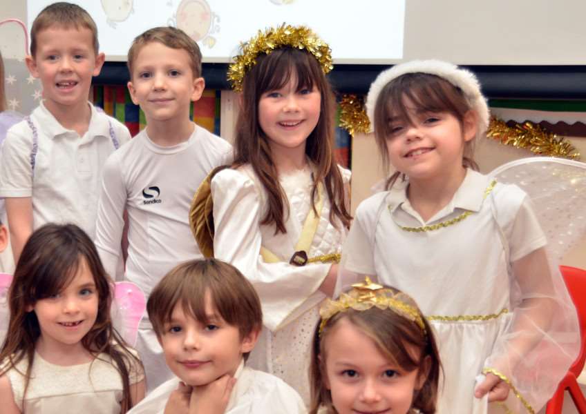 Pupils from Sutton St James Primary School's Swallows and Wrens classes rehearse for the school's nativity play. Photo by Tim Wilson. SG151216-102TW.