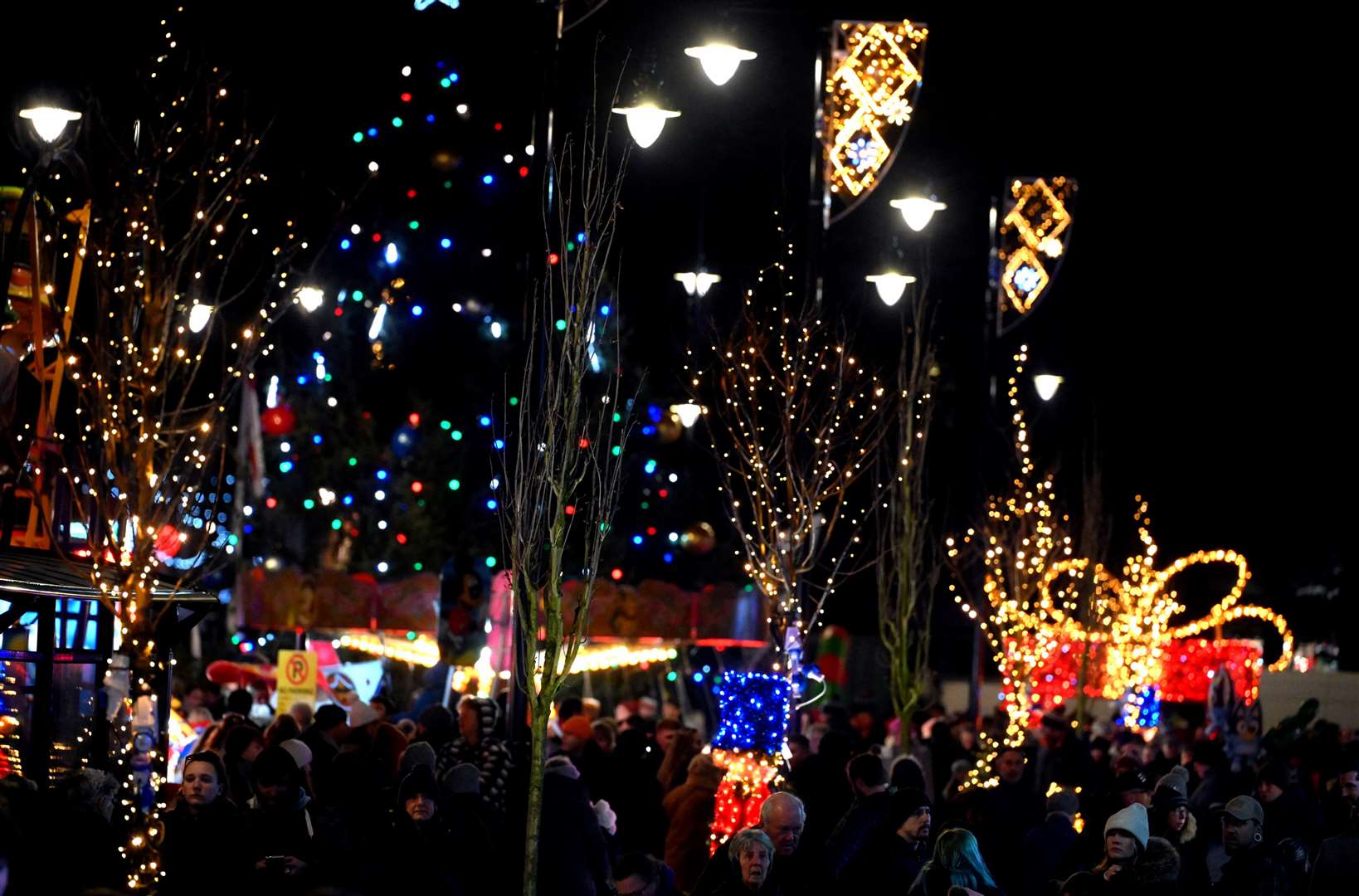 March Christmas lights switch on in 2024 is likely to have cost £25,000