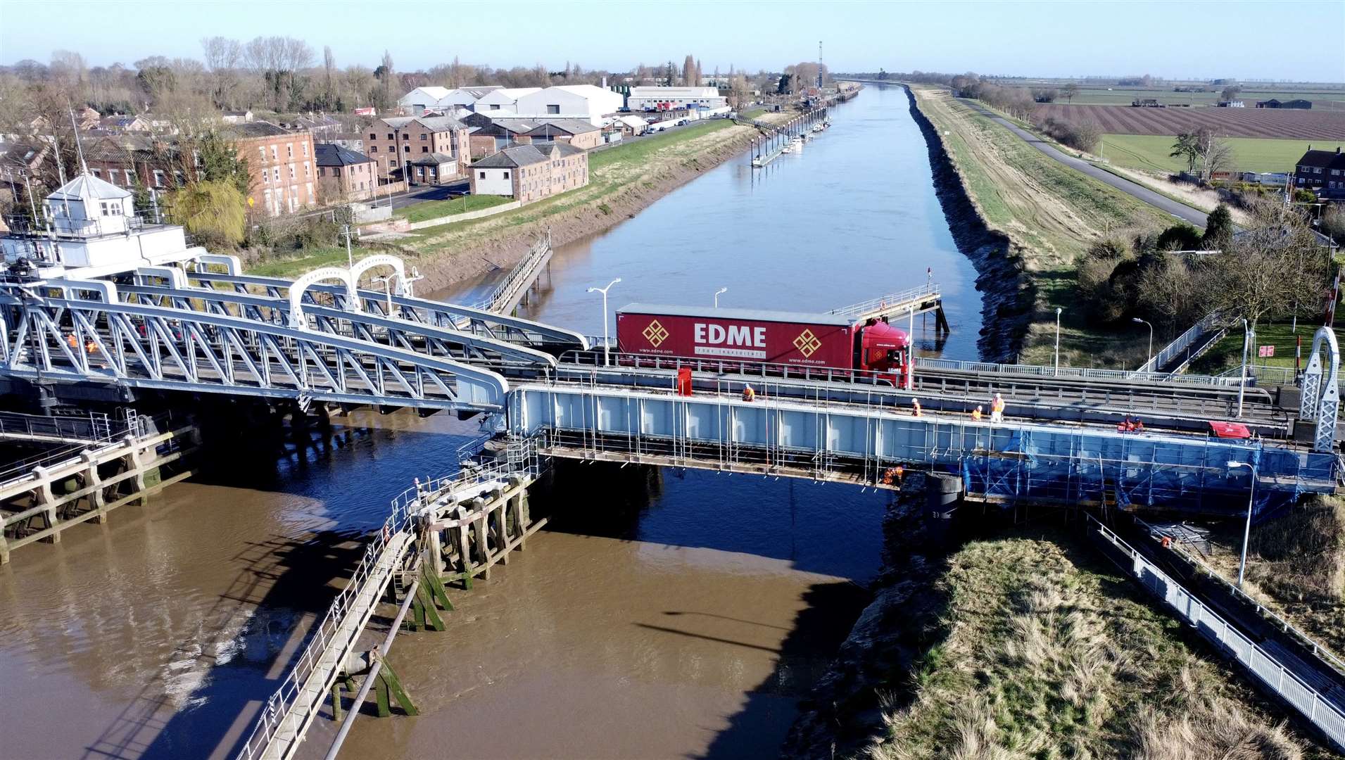 An aerial view of the Cross Keys bridge and the traffic building up