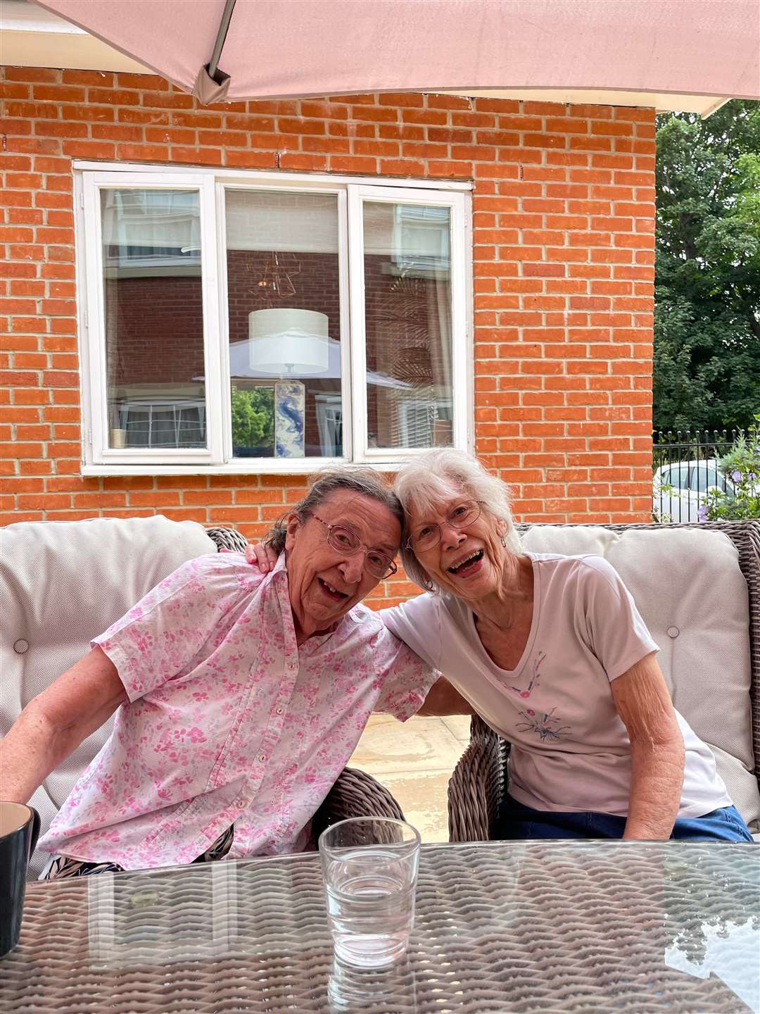 Friendship is important to Maureen and Pauline. (58313928)