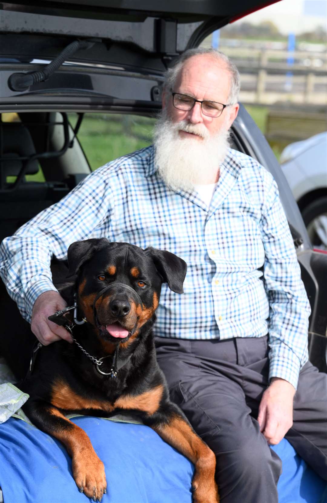 Dog show at Fenland Equestrian Centre..Derek Fielder with Boyzee... (63451410)