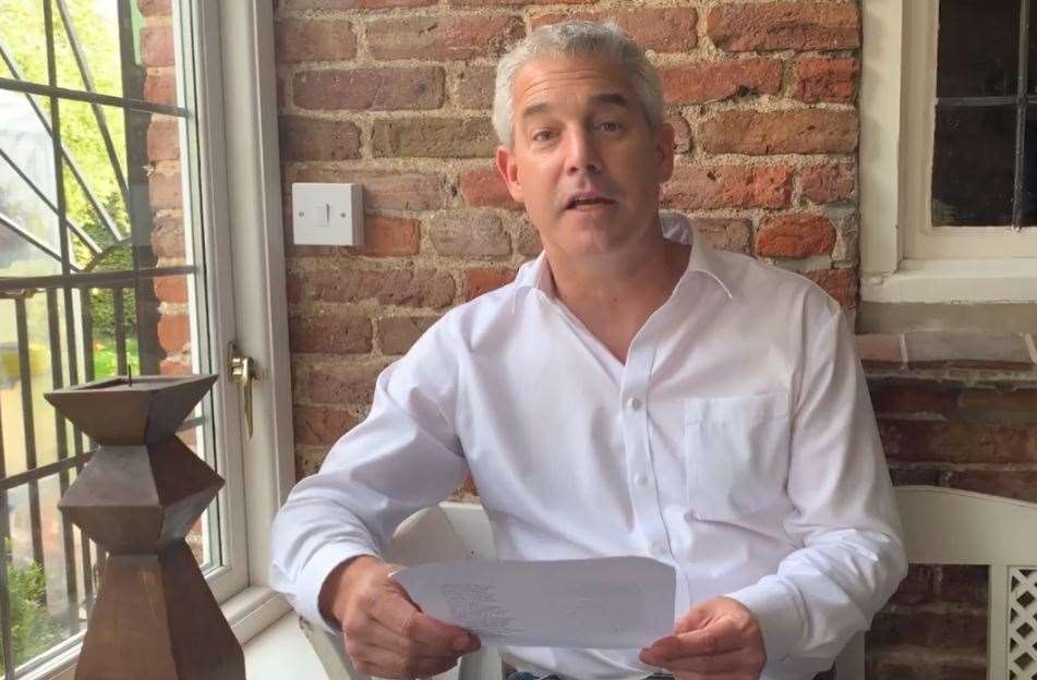 MP Steve Barclay reads his poem as part of Wsibech Read's celebration of National Poetry Day. (42529430)