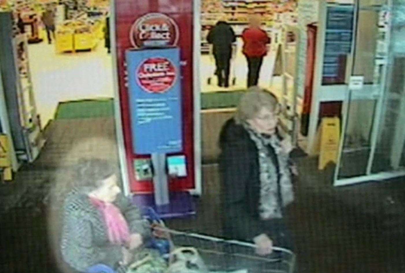 The last sighting of Una was on a shopping trip.
