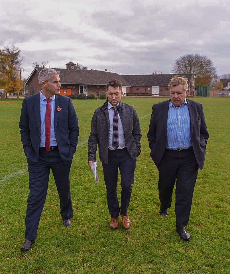 Steve Barclay with Matthew Warren and Steve Fisher, vice-chairman and chairman of Leverington Sports and Social Club. (5469480)