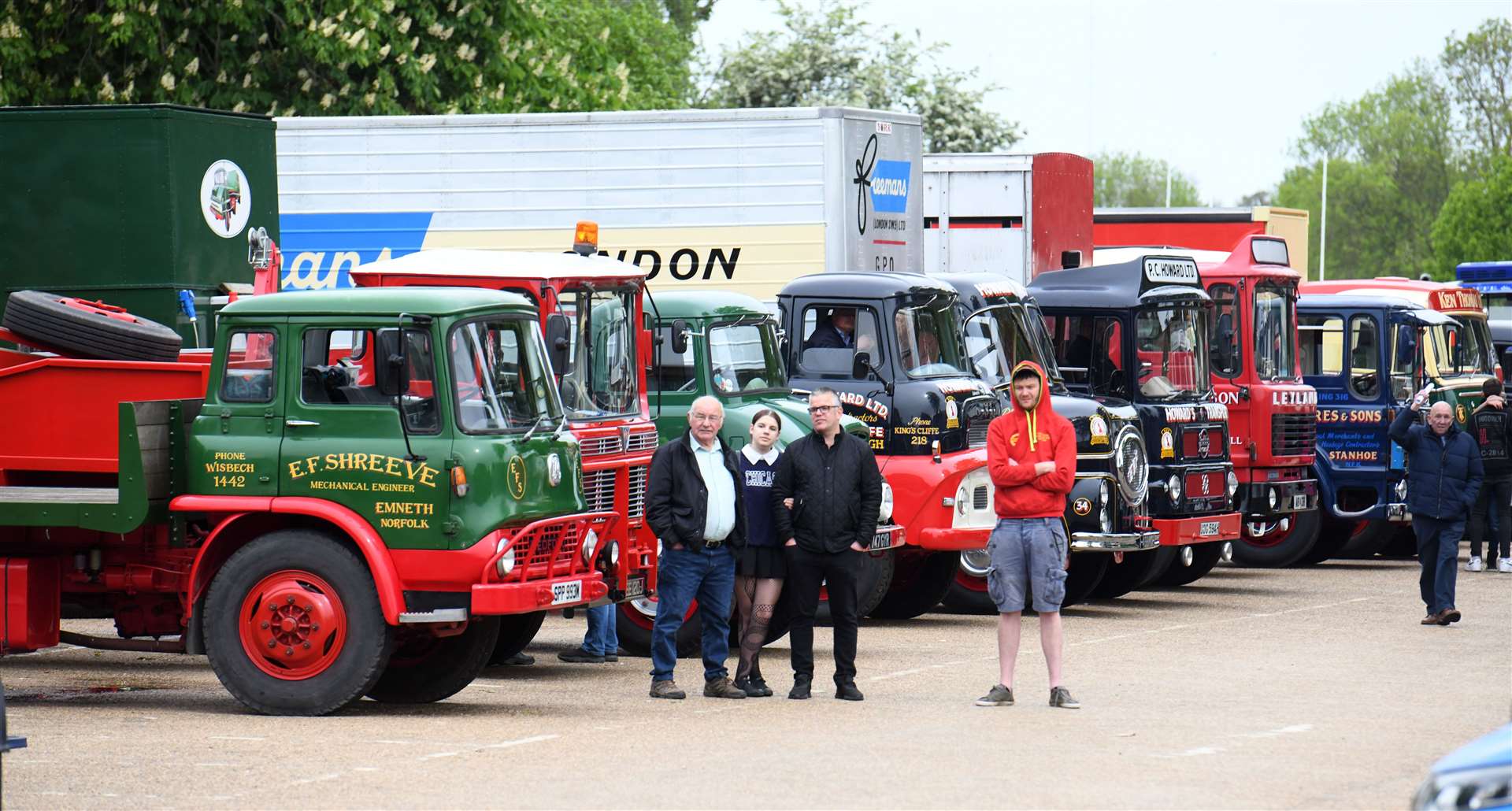 Vintage lorries taking part in the Flatlands road run from Wisbech - Peterborough - Wisbech. (47466058)