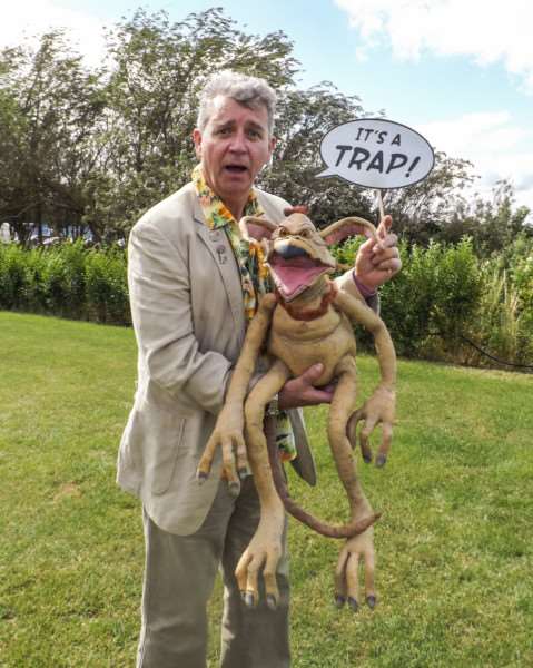 Tim Rose of Star Wars fame with Salacious Crumb - one of the characters he played in the films.