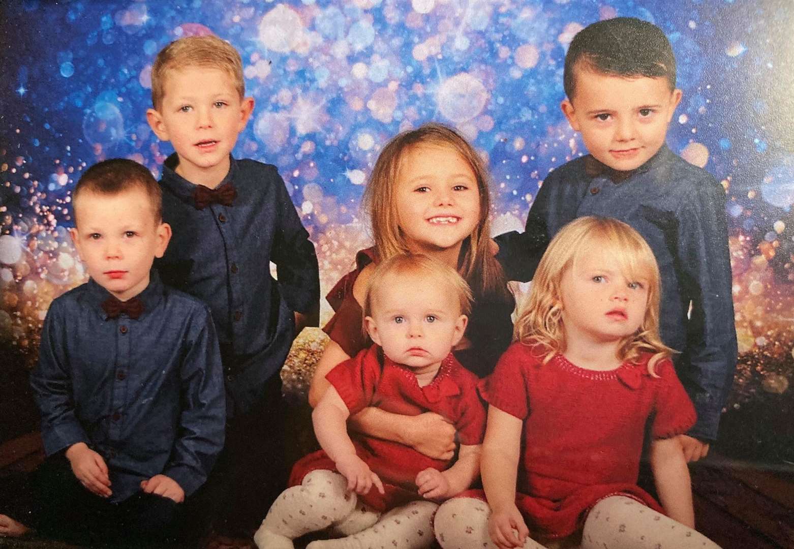 Six children have been left without a father following a fatal crash. Lexii, 8, Kenzie, 7, Kalvin, 6, Henley, 5, Niamh, 3, and Danielle, 2, have lost dad Benji Johnson. (19275192)