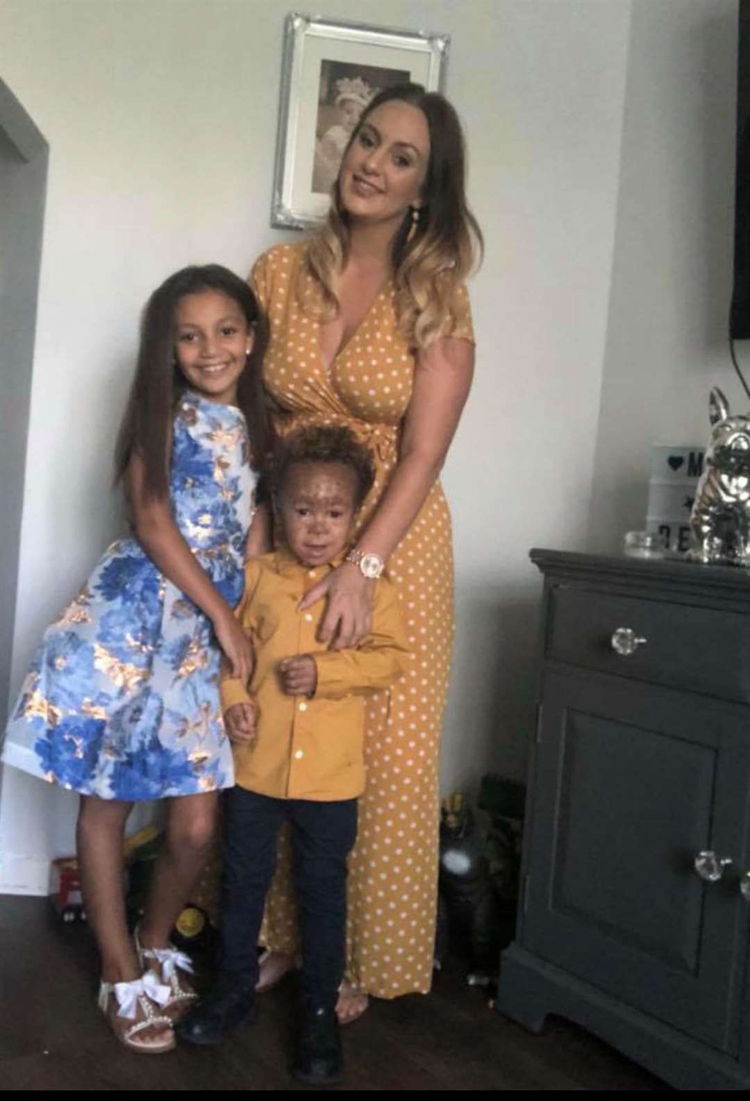 Leia Brinton and her children Tia, nine, and three-year-old Reggie. (10122731)