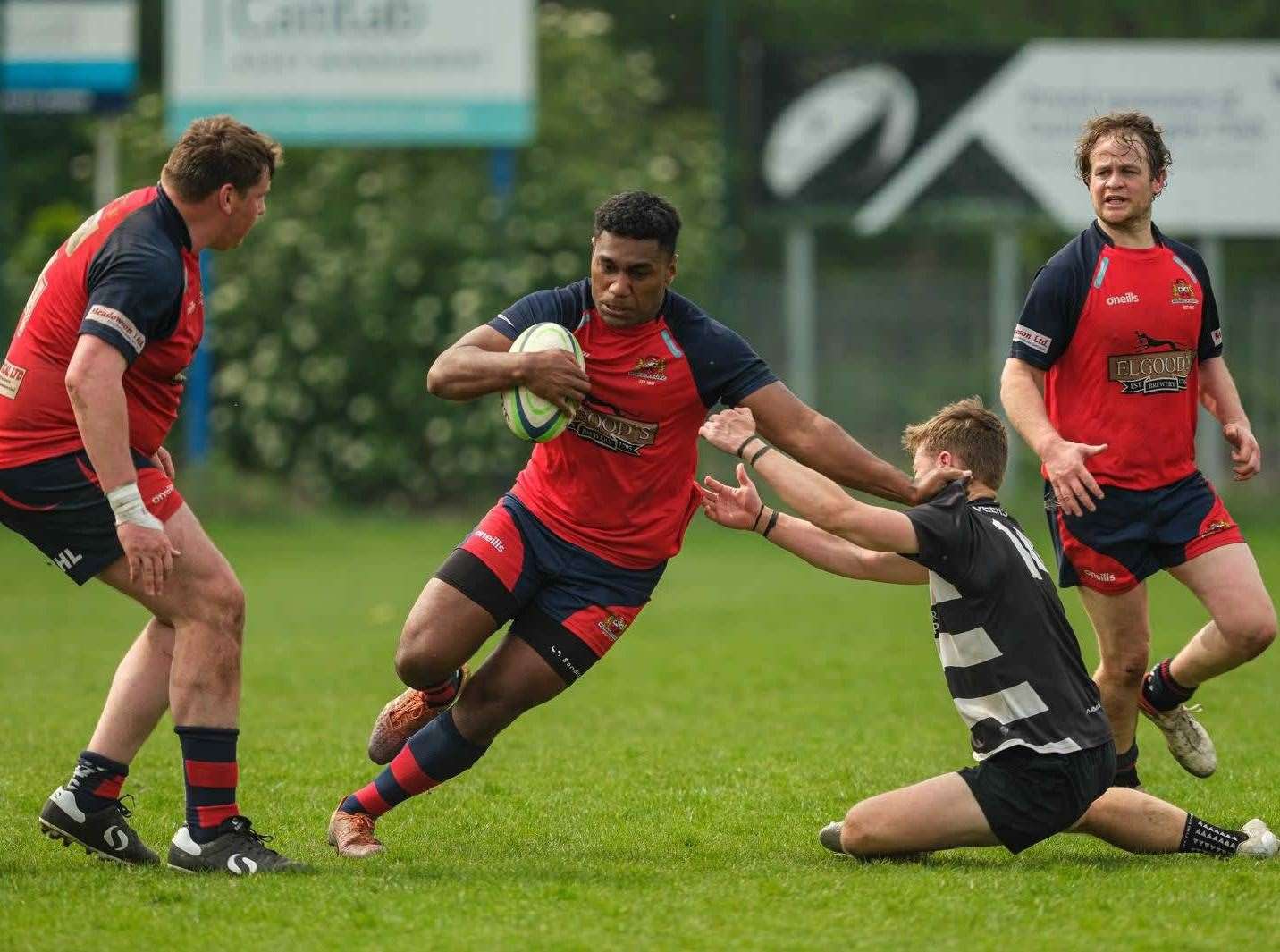 Centre Jiko Jikomainukurua in attack. Picture: Andy Titmuss