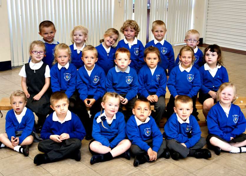 Reception Class Clarkson Infant and Nusery school.Blue Class. Back Row FLtoR. Witts Brad. Tuck Lily -Mai. Thompson Sophia. Strzala Adrian.Simas Kajus. Seipunas Aiden. ''Middle Row FLtoR Robinson Ella. Riutkaite Gabija. Riepsas Emilis. McAree Brendan. Kruk Wiktoria. Habord Steph. Fisher Kaitlyn.''Front Row FLtoR. Figuet Alicja. Diaz Gomez George. Denzey Lylah. Czajka-Wieczorkiewicz Alan. Beecham Alfie -Jon. Adams Madison. ANL-150913-175503009