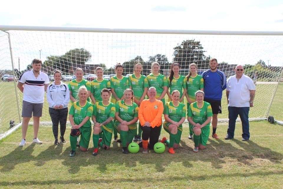 Hungate Ladies 7.19. (18115945)